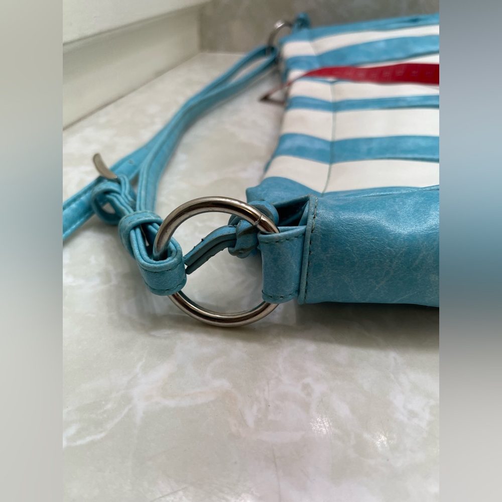 OKPTA Striped Turquoise and White Women's Bag cinches GUC rare and vintage style - Picture 9 of 13